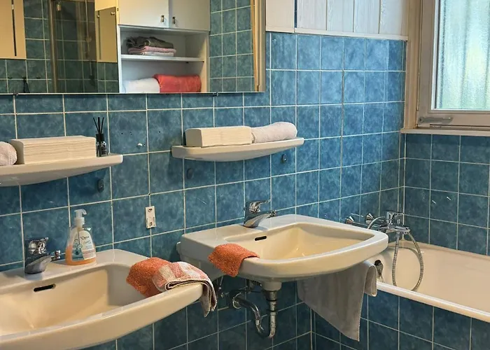 Haus Mit Pool Und Panoramablick * 히르샤이트