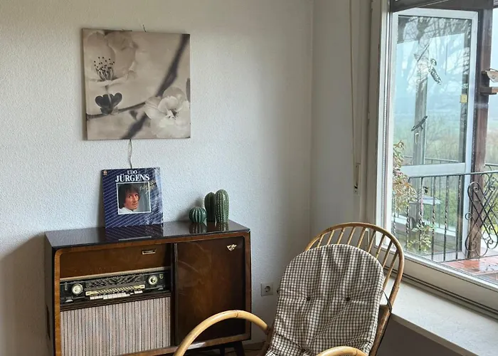 Haus Mit Pool Und Panoramablick