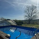 Haus Mit Pool Und Panoramablick *